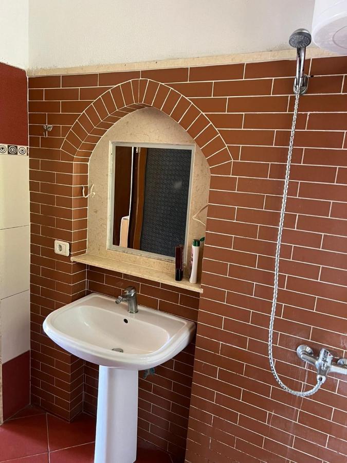 Amar Villa Sarandë Exteriör bild