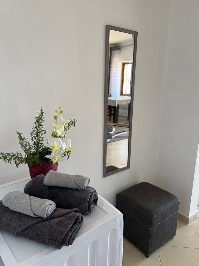 Amar Villa Sarandë Exteriör bild