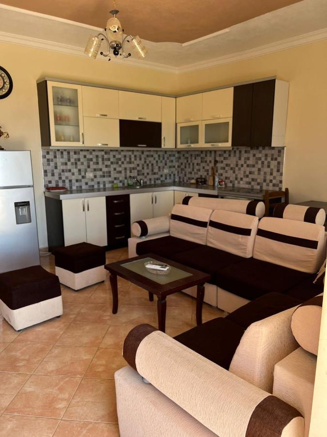 Amar Villa Sarandë Exteriör bild